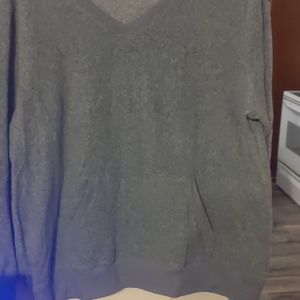 *5/$20* V neck sweatshirt